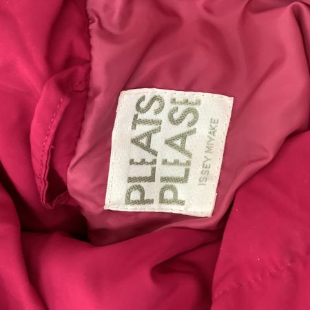 ISSEY MIYAKE イッセイミヤケ PLEATS PLEASE ダウンジャケット SIZE 4 PP04-ZA801 ショッキングピンク
