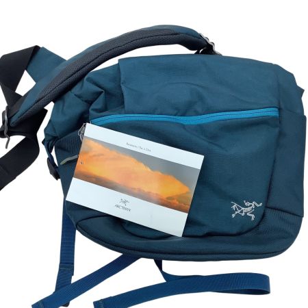 ARC'TERYX アークテリクス メンズ 未使用 タグ付き ショルダーバッグ ミストラル エメラルドグリーン