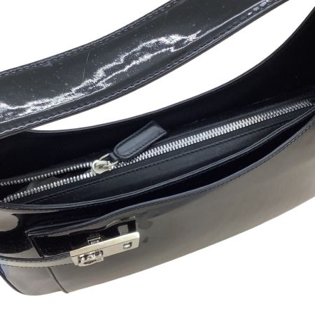 Salvatore Ferragamo サルヴァトーレフェラガモ レディース ハンドバッグ ガンチーニ エナメル ブラック