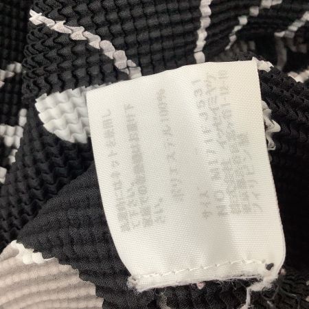 ISSEY MIYAKE イッセイミヤケ me ミー ワッフルプリーツ カットソー 総柄 MI71FJ531 ブラック