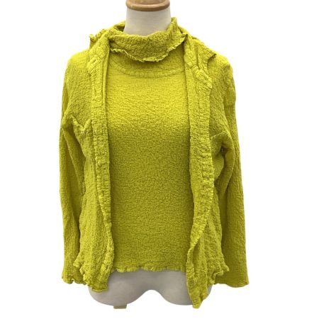 ISSEY MIYAKE イッセイミヤケ レディース シワ加工 アンサンブル イエロー