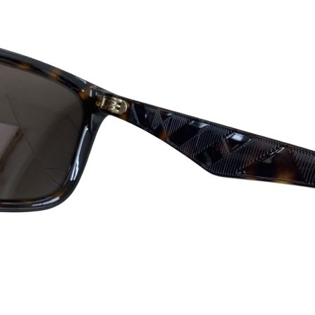 BURBERRY バーバリー サングラス OBE4458U ブラウン