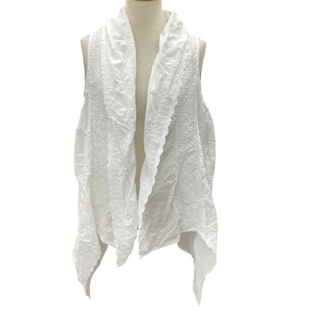 ISSEY MIYAKE イッセイミヤケ レース ジレ ベスト SIZE 2 HA51FJ671 ホワイト