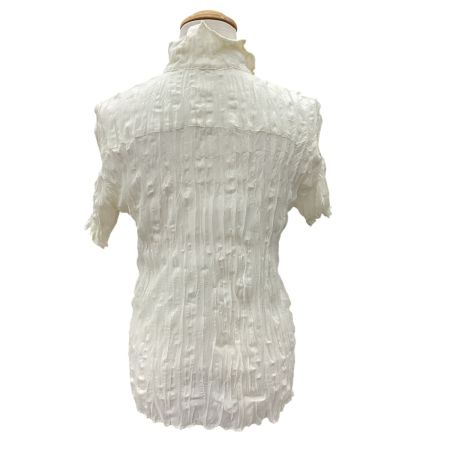 ISSEY MIYAKE イッセイミヤケ プリーツ シワ加工 ノースリーブシャツ SIZE 2 IM32FJ205 ホワイト