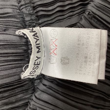 ISSEY MIYAKE イッセイミヤケ プリーツ 変形 スカート SIZE L IM82-FH957 ブラック