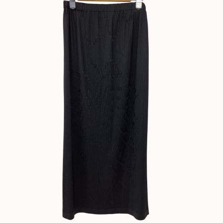ISSEY MIYAKE イッセイミヤケ デザイン プリーツ 変形  SIZE 3 IM22FG932 ブラック