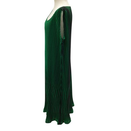 ISSEY MIYAKE イッセイミヤケ プリーツ ノースリーブワンピース SIZE 3 IM52FH635 グリーン×ブラック