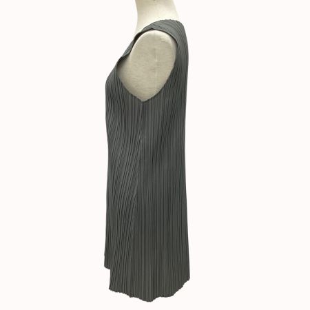 ISSEY MIYAKE イッセイミヤケ PLEATS PLEASE ノースリーブカットソー SIZE 3 PP55-JT101 グレー