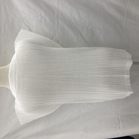ISSEY MIYAKE イッセイミヤケ プリーツ カットソー SIZE M IM02FJ964 ホワイト