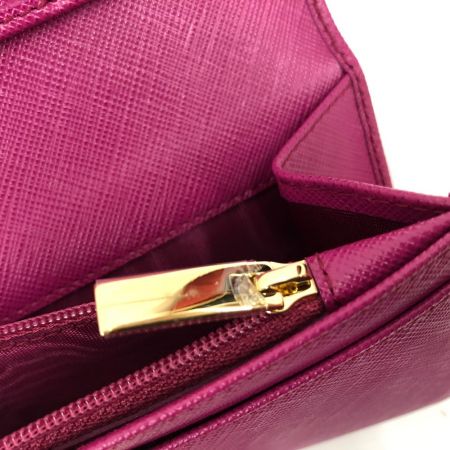  Salvatore Ferragamo サルヴァトーレフェラガモ 長財布　二つ折り　バレッタ 22A900/22 ピンク