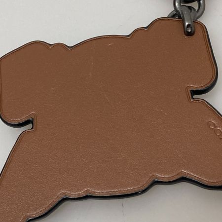  COACH コーチ  スカルバッグチャーム レザー　コーラルマルチ Ｆ20477