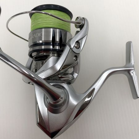  SHIMANO シマノ スピニングリール　ストラディック3000ＭＨＧ 3000MHG