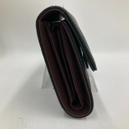  CHANEL シャネル 3つ折り長財布　マトラッセ　キャビアスキン 28981569 ブラック