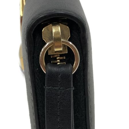  GUCCI グッチ ラウンドファスナー長財布　シルヴィ 476083 ブラック