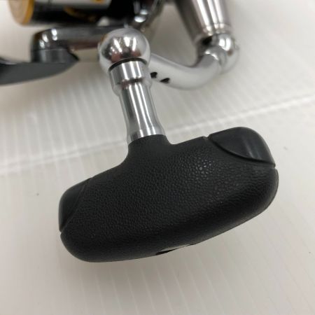  SHIMANO シマノ スピニングリール　07ステラ4000 02087