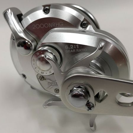  SHIMANO シマノ ベイトリール　11ＯＣＥＡ　ＪＩＧＧＥＲ　2000ＮＲＨＧ 2000NRHG
