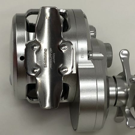  SHIMANO シマノ ベイトリール　11ＯＣＥＡ　ＪＩＧＧＥＲ　2000ＮＲＨＧ 2000NRHG
