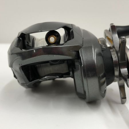  SHIMANO シマノ ベイトリール　アルデバランＢＦＳ　左ハンドル 03788