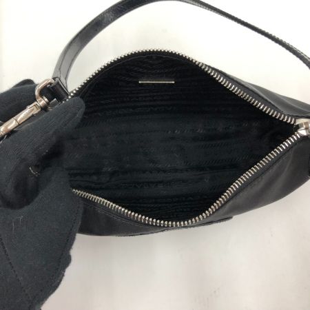  PRADA プラダ アクセサリーポーチ ブラック