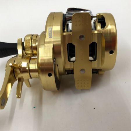  SHIMANO シマノ ベイトリール　15 カルカッタコンクエスト 101HG 101HG