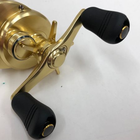  SHIMANO シマノ ベイトリール　15 カルカッタコンクエスト 101HG 101HG