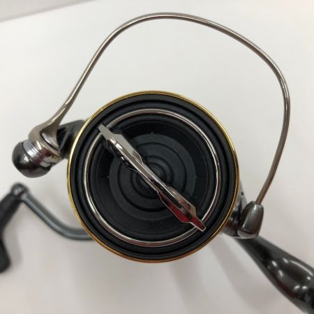  SHIMANO シマノ スピニングリール　TWIN POWER C3000MHG 04141