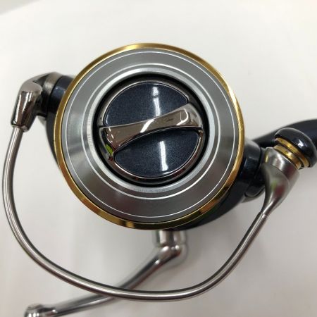  DAIWA ダイワ スピニングリール　CERTATE3012H 056083