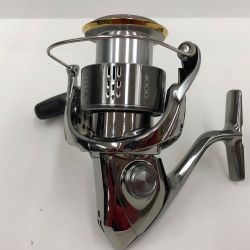 □□ SHIMANO シマノ スピニングリール　18ステラ　4000 4000 Bランク
