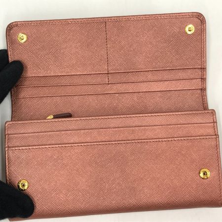  PRADA プラダ  2つ折り長財布 サフィアーノ 1M1132 ピンクゴールド