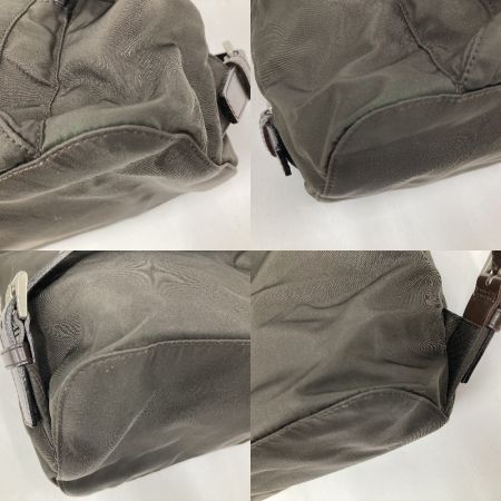  PRADA プラダ リュック  ブラウン