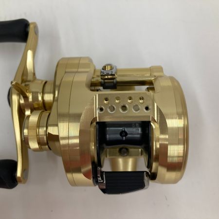  SHIMANO シマノ ベイトリール　21カルカッタ　コンクエスト　201HG 201HG