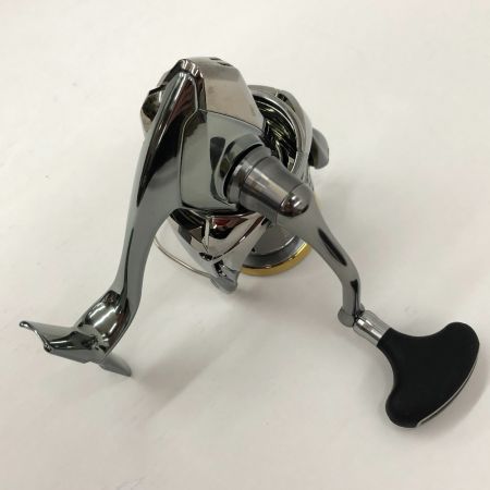  SHIMANO シマノ 18 STELLA C3000XG　釣り リール 03805