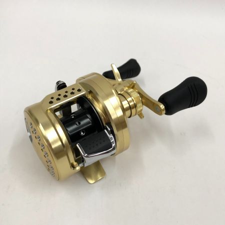  SHIMANO シマノ 釣り リール　15 CALCUTTA CONQUEST 200HG 03439