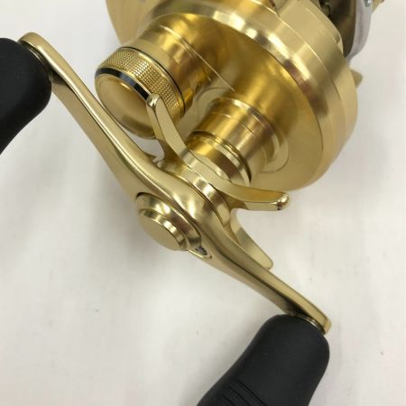  SHIMANO シマノ 釣り リール　15 CALCUTTA CONQUEST 200HG 03439