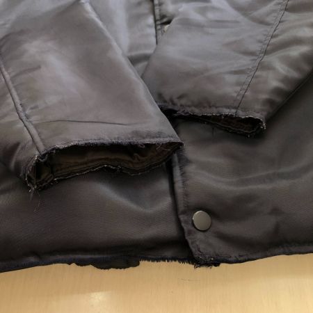  efiLevol × HELLO KITTY MEN メンズ衣料　コーチジャケット  ブラック