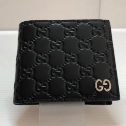 □□ GUCCI グッチ 2つ折り財布　シグネチャー  473922 ブラック Aランク
