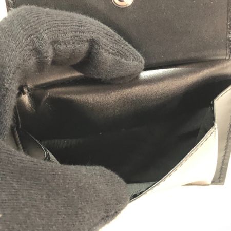  GUCCI グッチ 2つ折り財布　シグネチャー  473922 ブラック