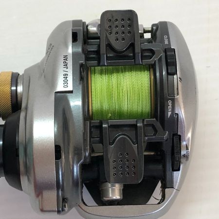  SHIMANO シマノ ベイトリール　13METANIUM XG左 03049