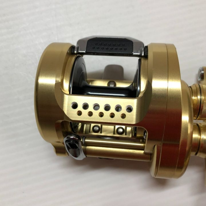 SHIMANO シマノ 釣り ベイトリール 18カルカッタコンクエスト 401