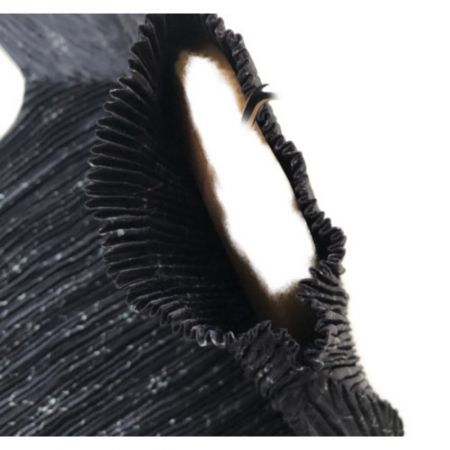  ISSEY MIYAKE イッセイミヤケ レディースプリーツタートルネックカットソー SIZE M   IM82-FJ643 ブラック