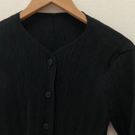  ISSEY MIYAKE イッセイミヤケ レディースプリーツカーディガン SIZE M IM82-FD907 ブラック
