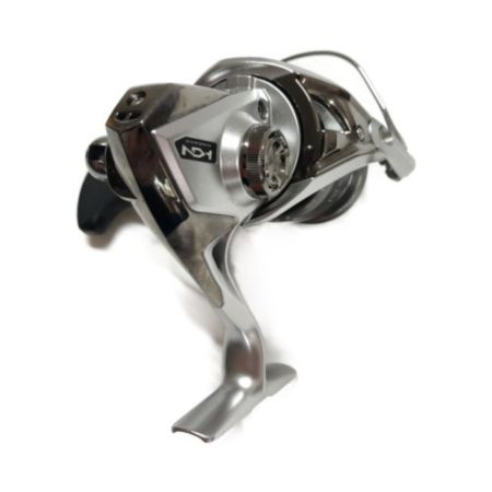 SHIMANO シマノ 釣りスピニングリール　16ストラディック C3000HGM 03778