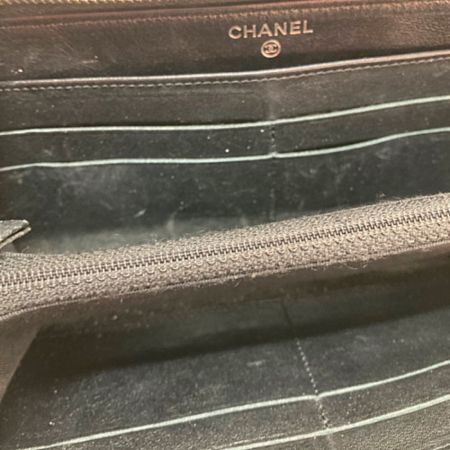  CHANEL シャネル マトラッセ ラウンドファスナー　パテントレザー A50097 ブラック