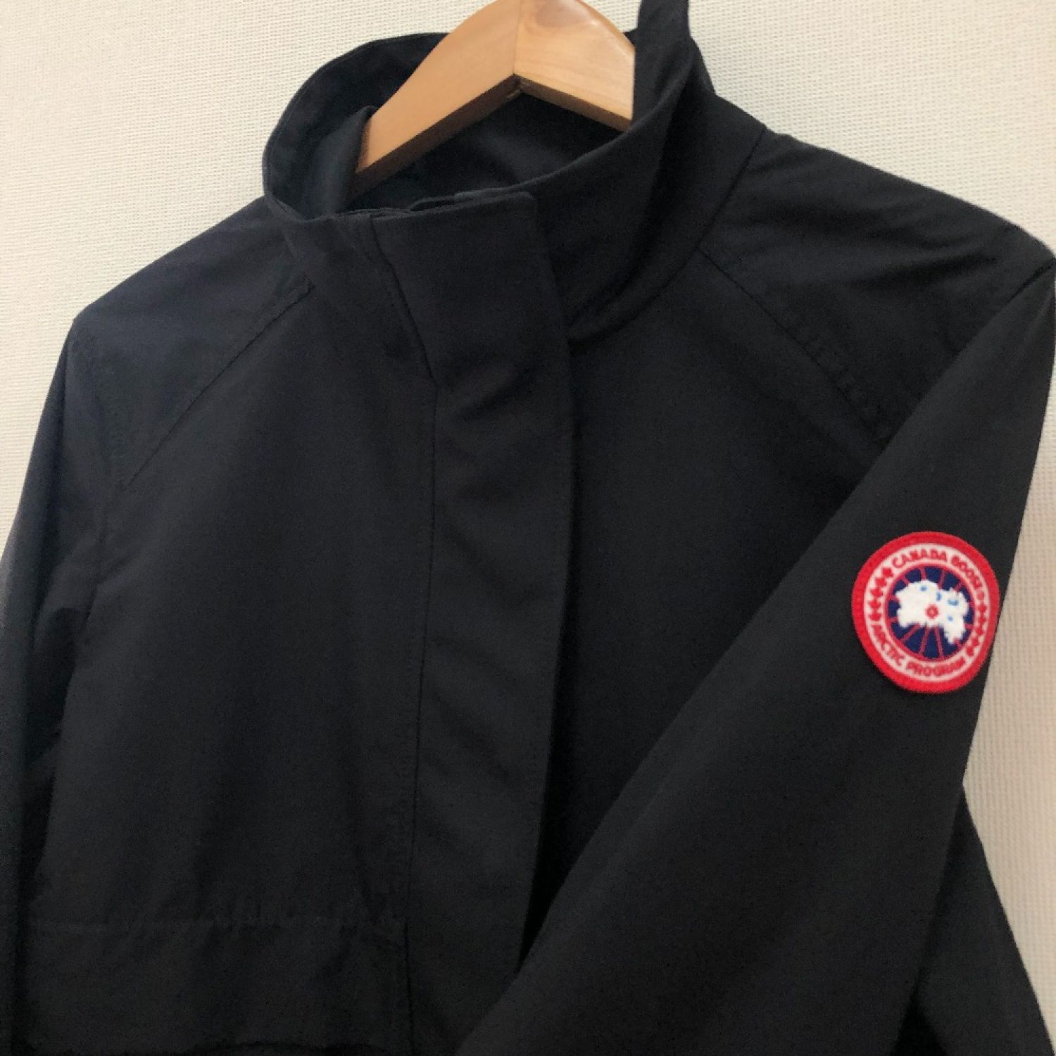 中古】 CANADA GOOSE カナダグース レディースジャケット サイズM