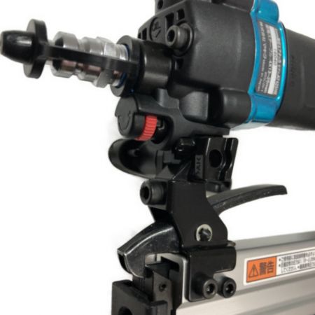  MAKITA マキタ 工具 エアツール エアタッカ AT425HEM