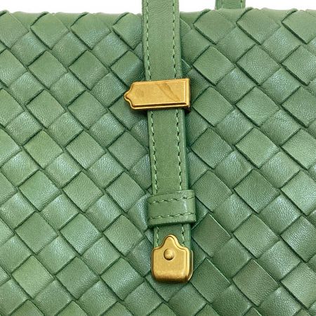  BOTTEGA VENETA ボッテガヴェネタ ショルダーバッグ　イントレチャート グリーン