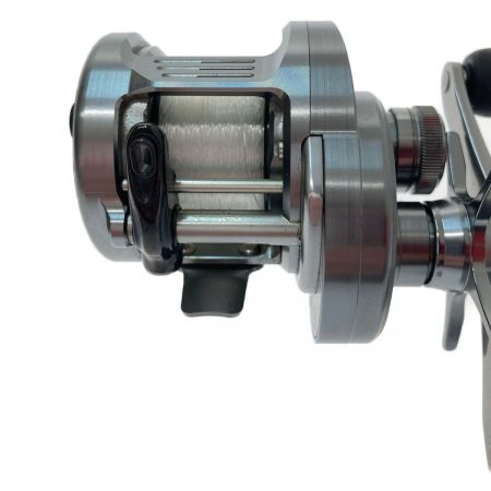 中古】 SHIMANO シマノ 19 カルカッタ コンクエスト DC 201 左 DC201 A