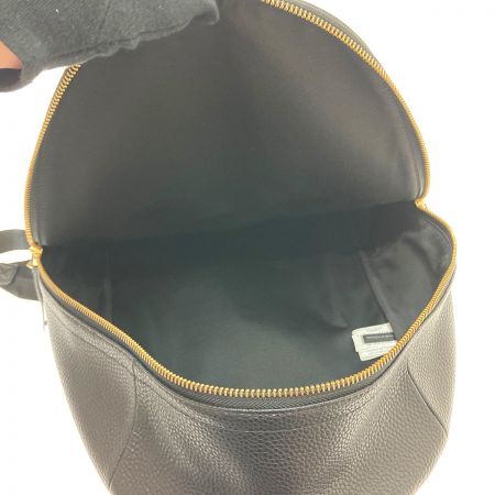  MARC JACOBS マークジェイコブス リュックサック Ｈ301L01FA21 ブラック