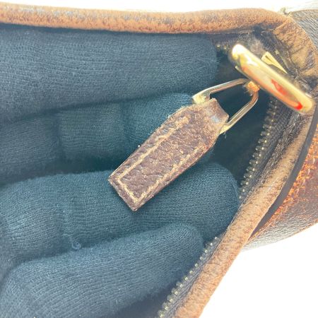  GUCCI グッチ ショルダーバッグ　GGキャンバス 131326 ブラウン