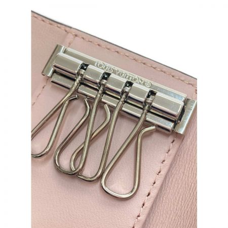  LOUIS VUITTON ルイヴィトン キーケース ミュルティクレ 4　マヒナ M64056 マグノリア（ピンク）